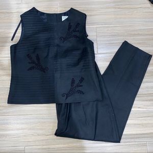 Stunning Women’s Pants and Top